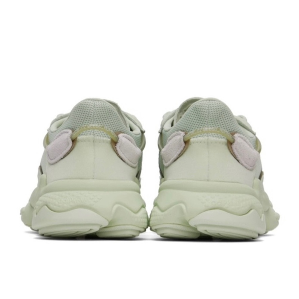 Women's Originals Ozweego Casual Sneakers